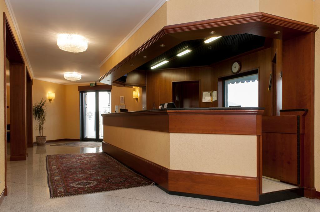 Hotel Motel Top Cusago Extérieur photo